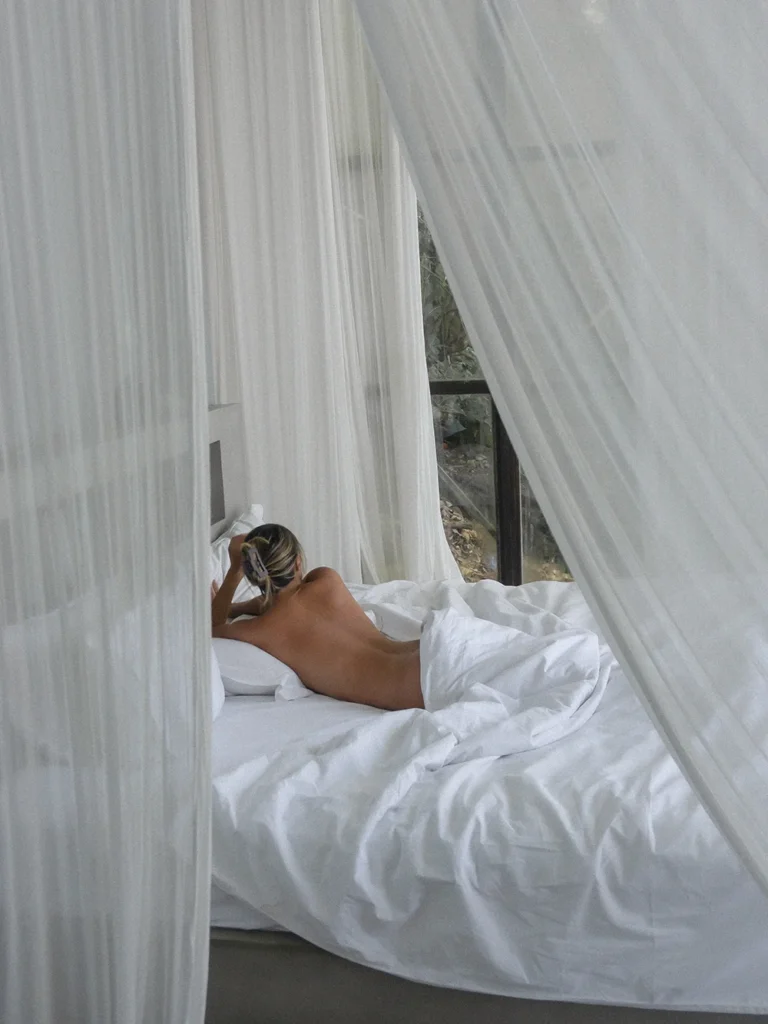 what-is-clean-girl-aesthetic-viral-trend-how-to-be-a-clean-girl-tiktok-9